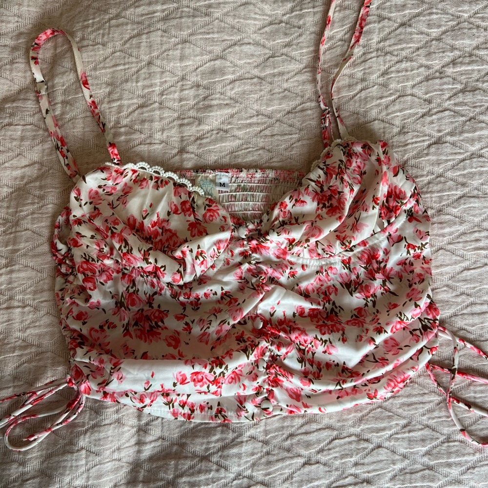 Super cute girly top